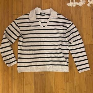 Fashion Brand Company Black and White Striped V-Neck Sweater